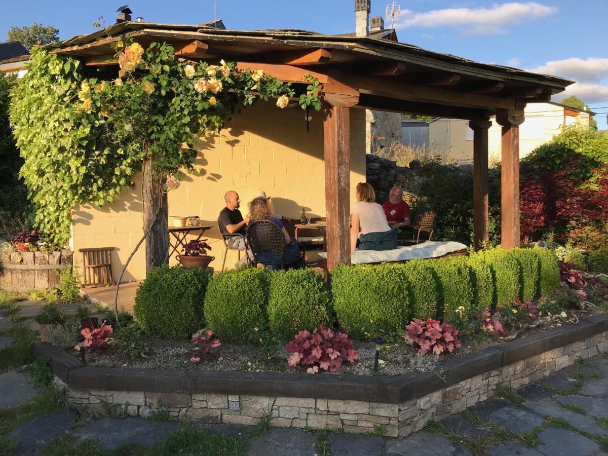 Arbores De Lenda Hotell A Veiga  Exteriör bild